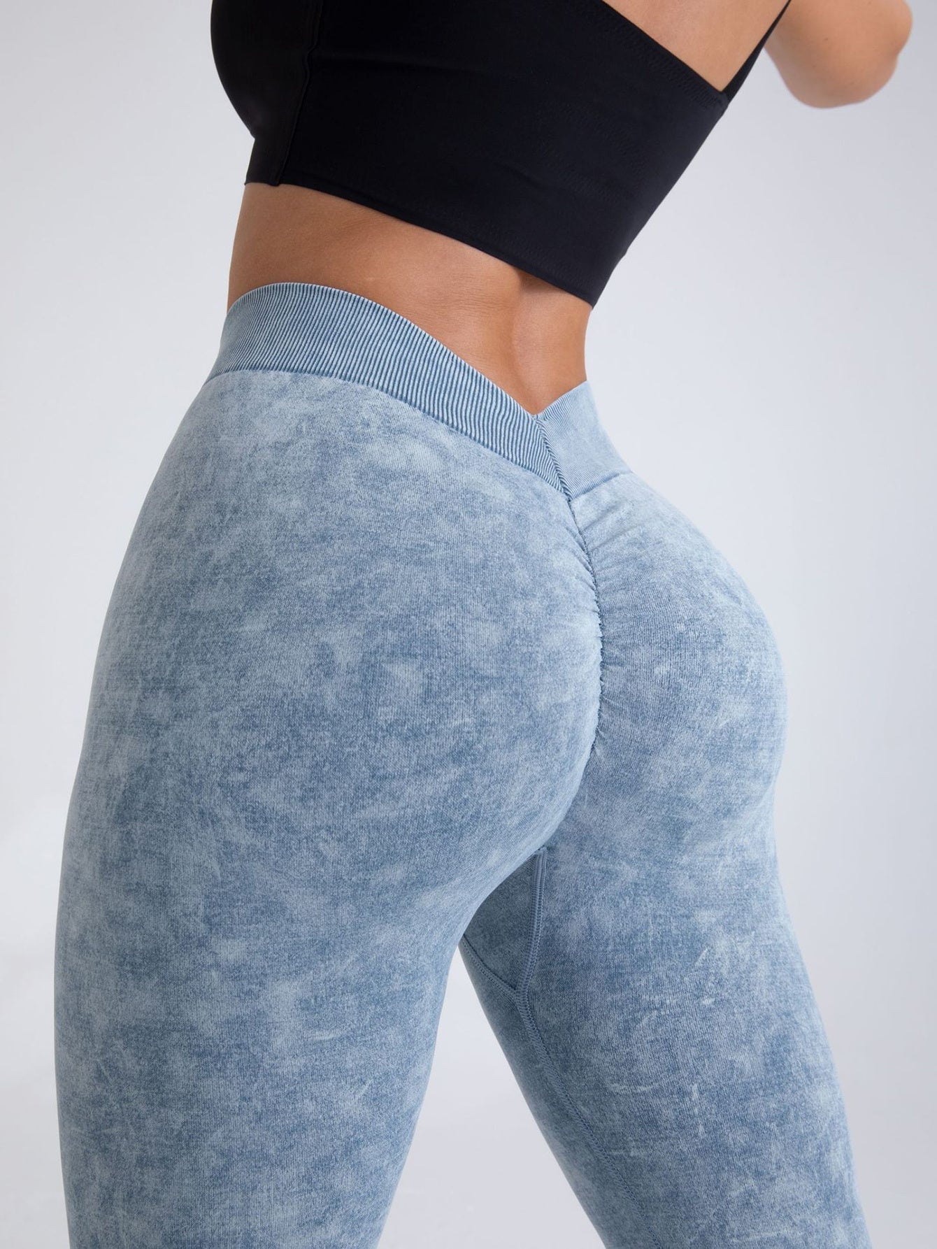 V-Back Scrunch Butt Seamless Yoga Licious Leggings FitiqueFit