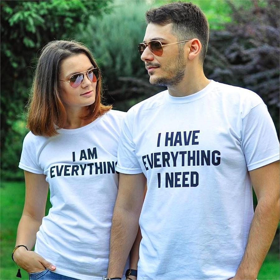 Couples with short sleeve t-shirts | world of t shirts | Diversi