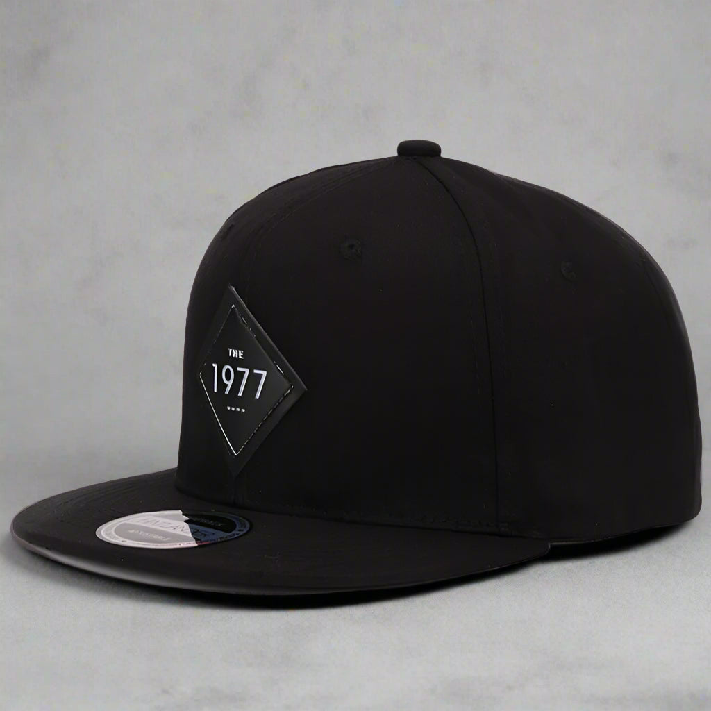 Vintage 1977 Snapback Cap FitiqueFit