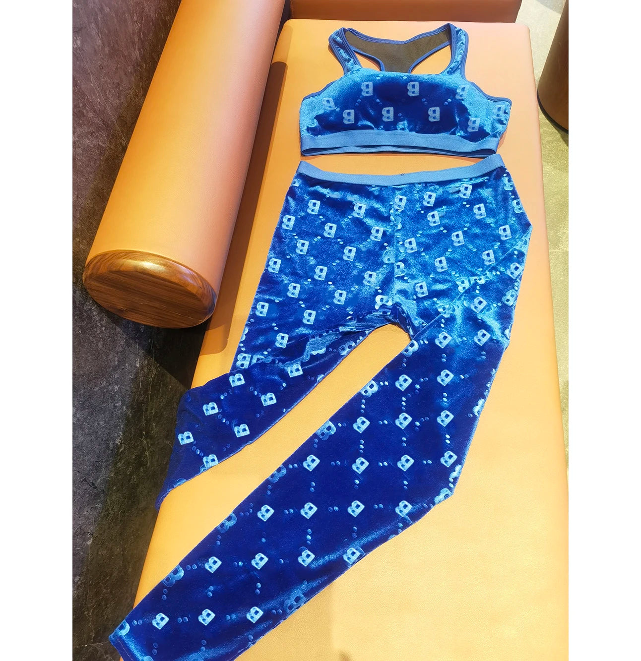 🖤 Women's Outdoor Fitness Camis & Black Tracksuit Set FitiqueFit