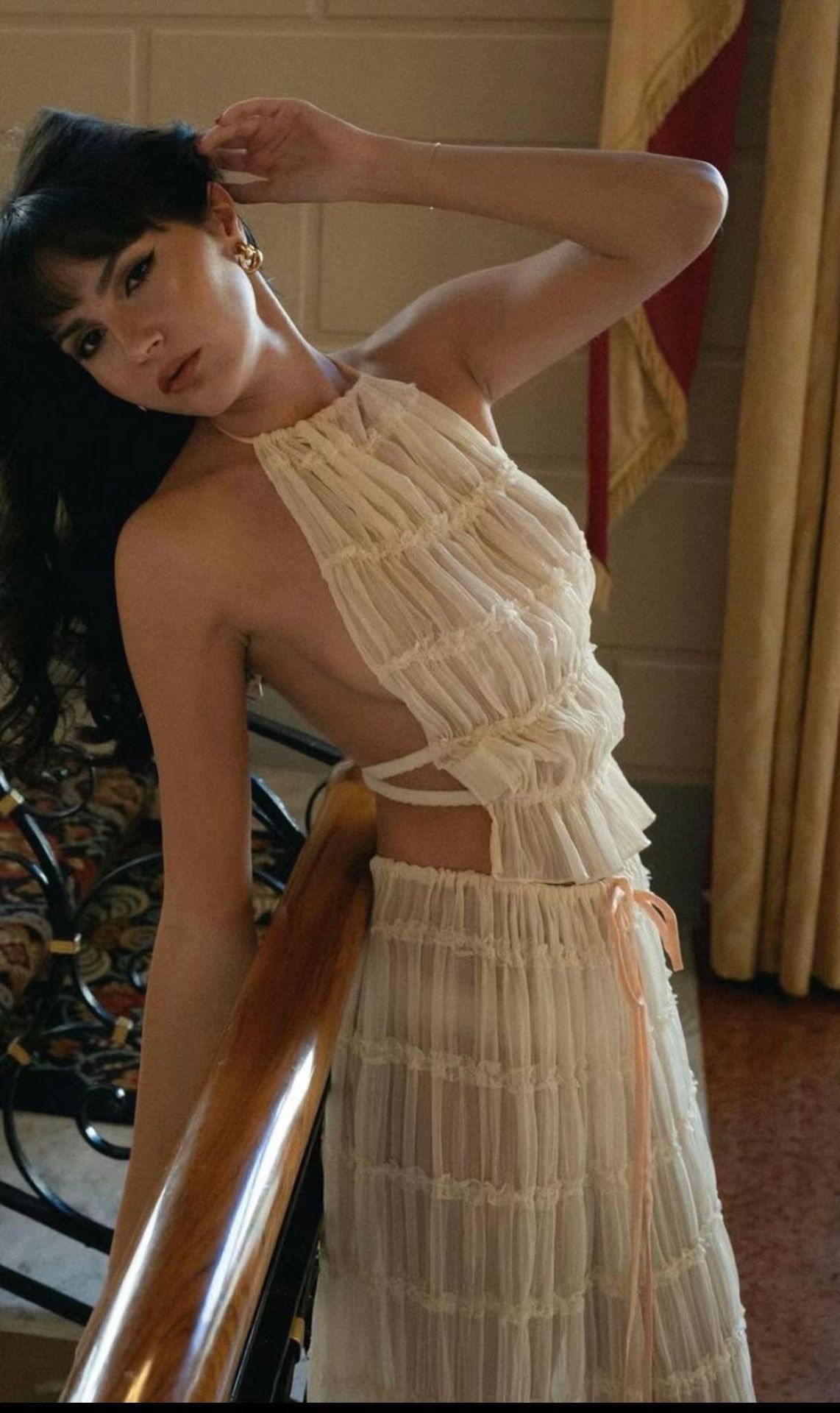 🌴 2-Piece Women's Beachwear Set – Sleeveless Halter Crop Top FitiqueFit