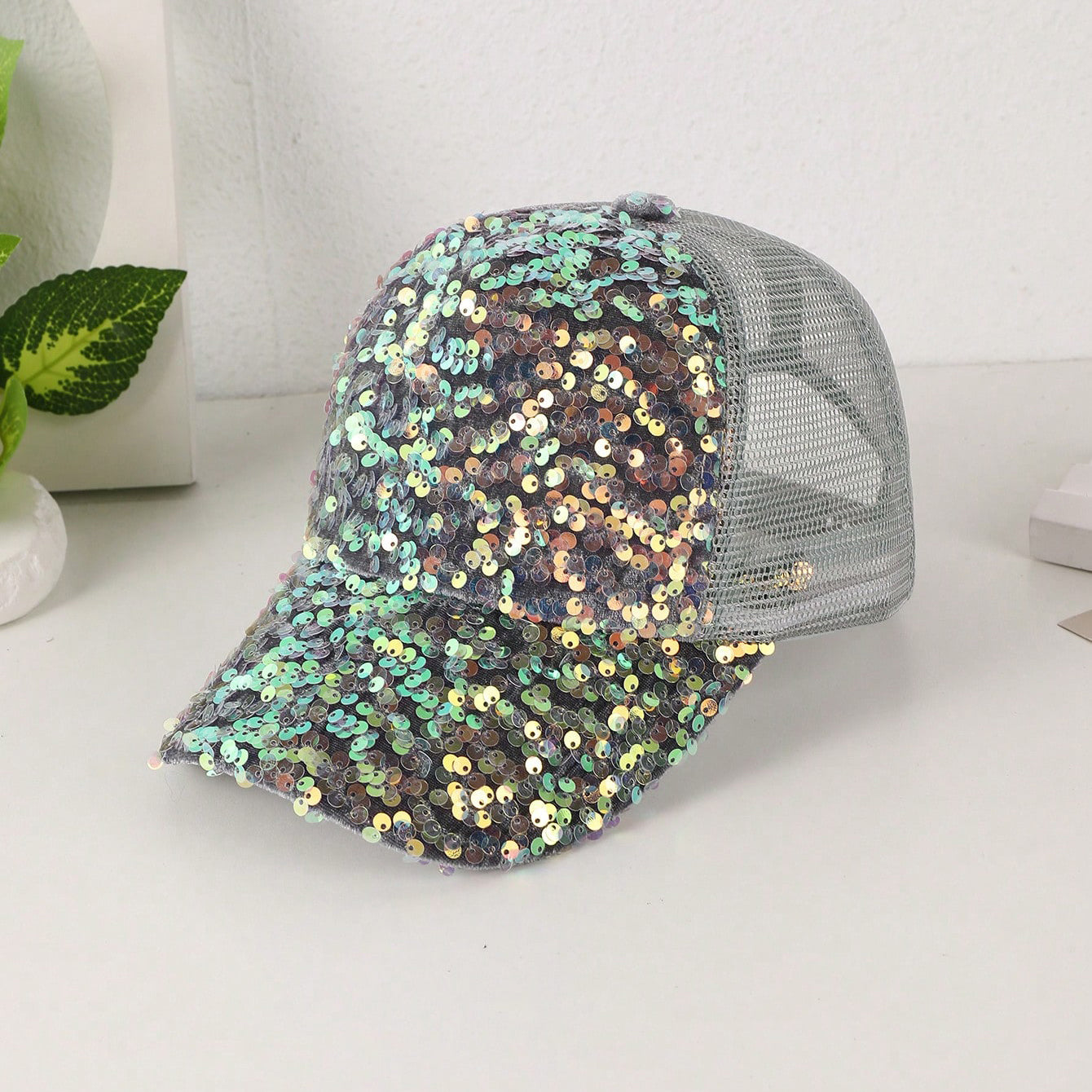 Colorful Sequin-embroidered Mesh Fabric Breathable Beanie With Sunshade Trendy Fashion Style Baseball Cap For Daily Outings, Parties, Outdoor Activities 
