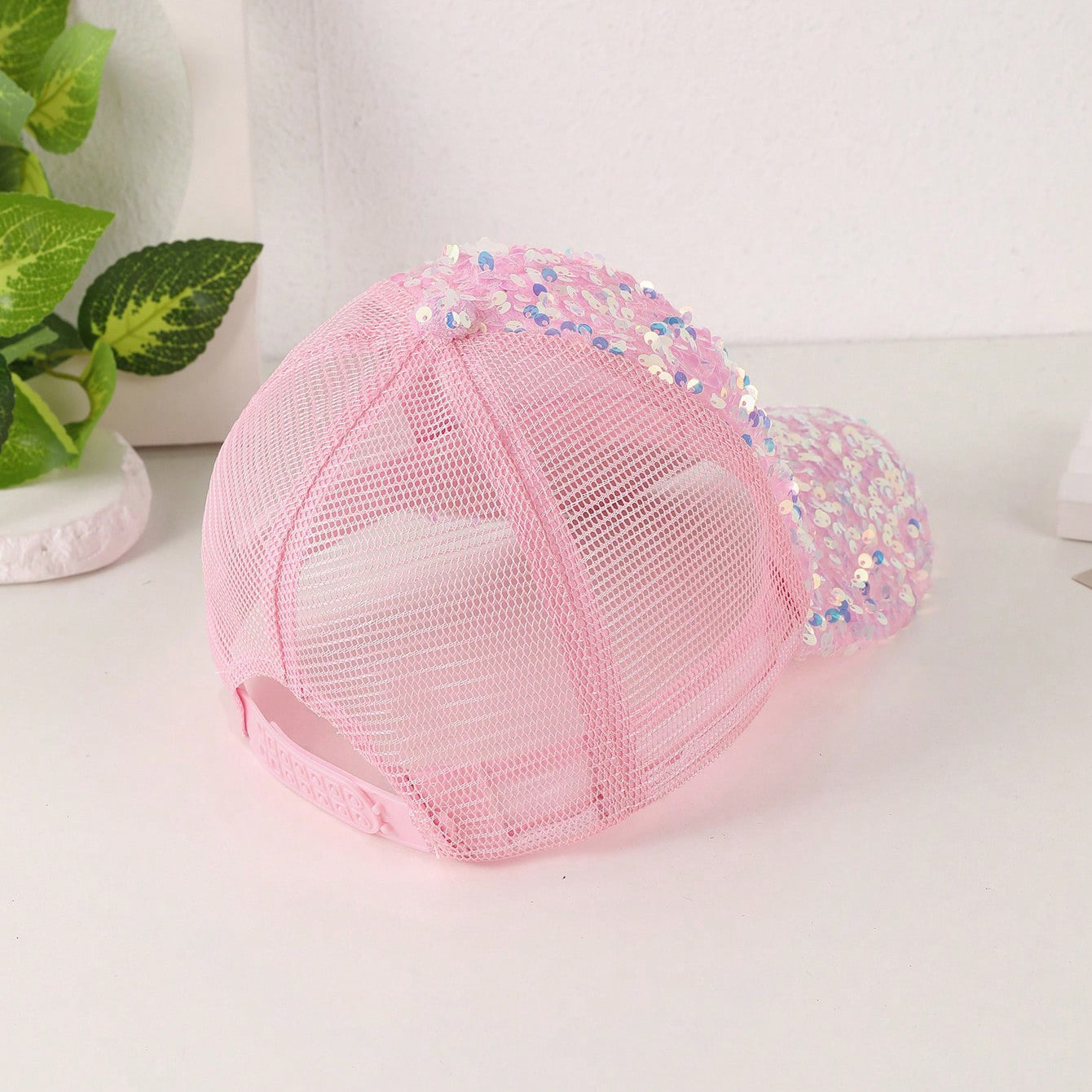Colorful Sequin-embroidered Mesh Fabric Breathable Beanie With Sunshade Trendy Fashion Style Baseball Cap For Daily Outings, Parties, Outdoor Activities 