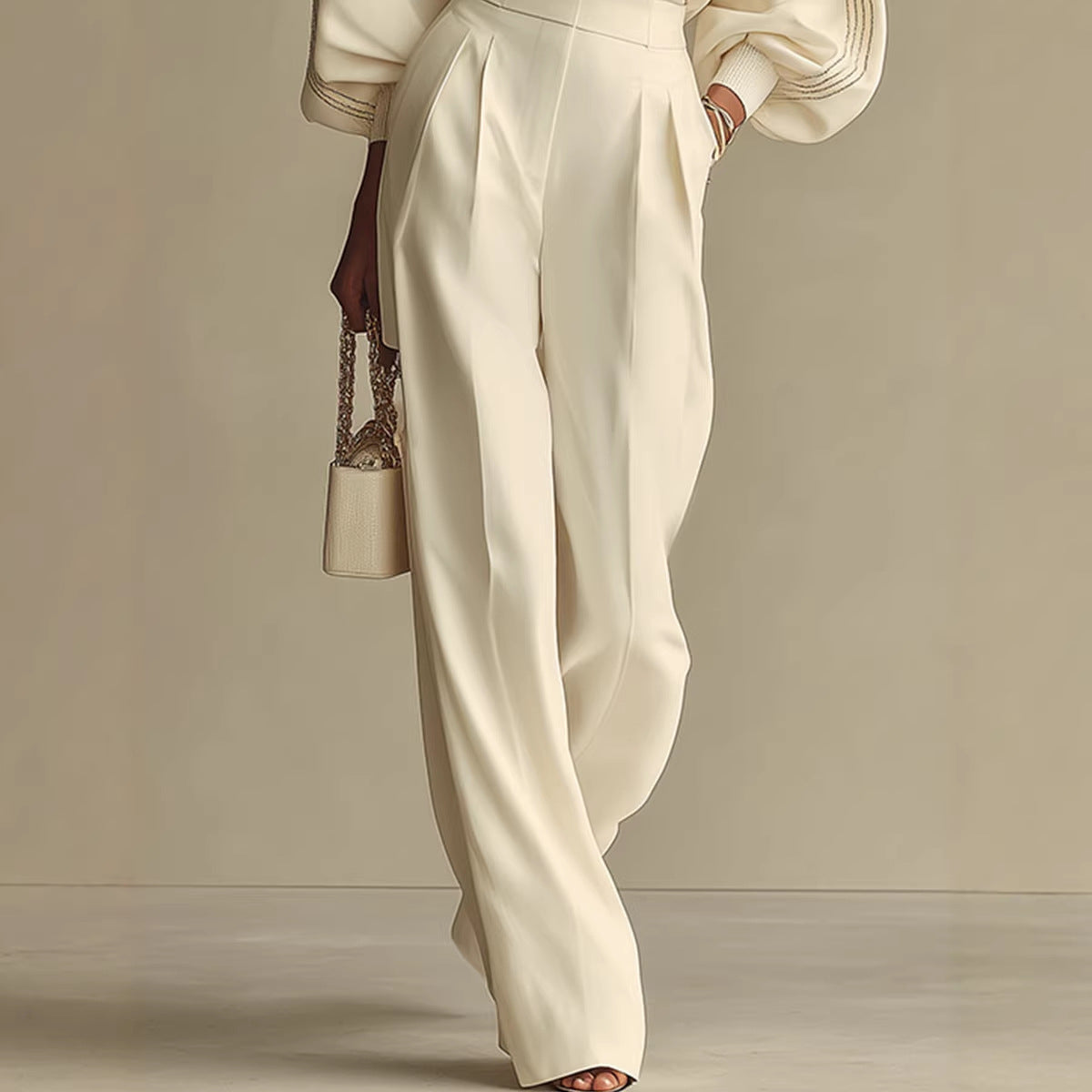 Round Neck Long Sleeved Sweatshirt And Pants Set 