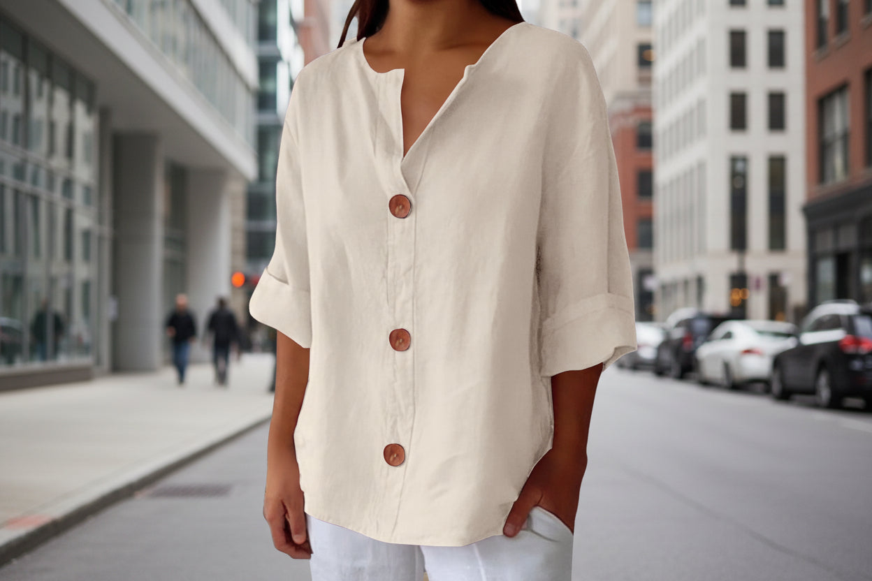 Women's V-neck cotton and linen buttoned blouse 
