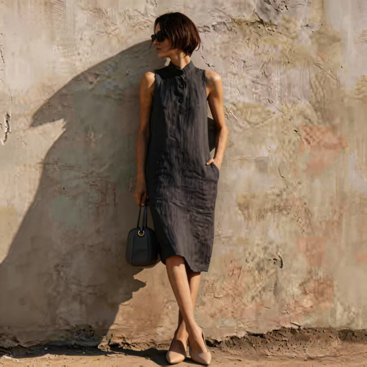 Solid-color Loose Sleeveless Dress 