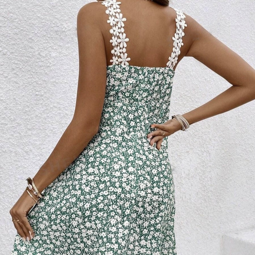 Ladies' Fashionable New Lace Patchwork Small Floral Print Dress CJ US