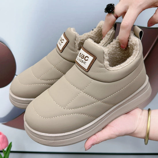 Cold-resistant And Warm Old Beijing Cotton Shoes 