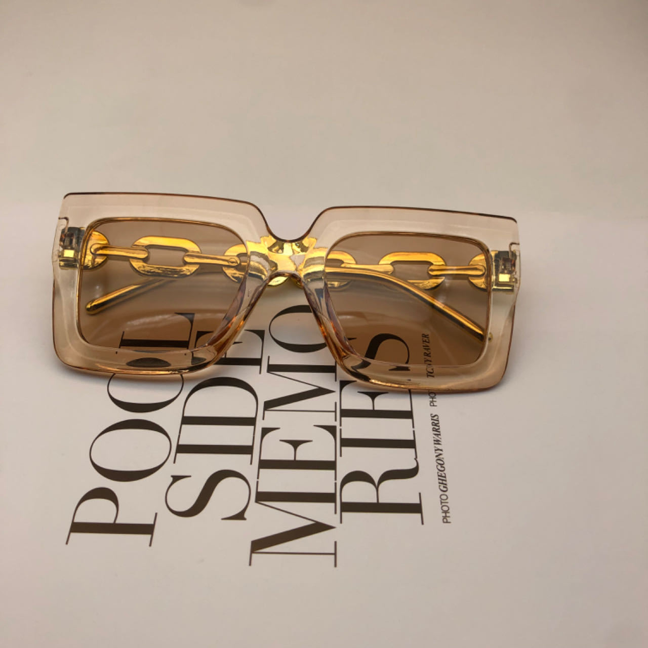 Square Chain Sunglasses for Women – Retro Large Frame Fashion Shades CJ