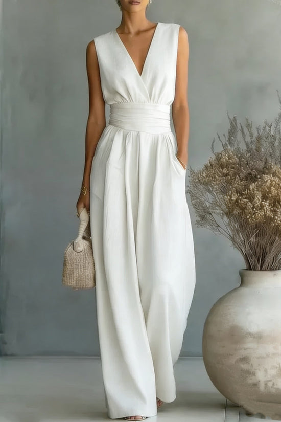 Womens Elegant Sleeveless Waist-Cinching V-Neck Sophisticated Jumpsuit 