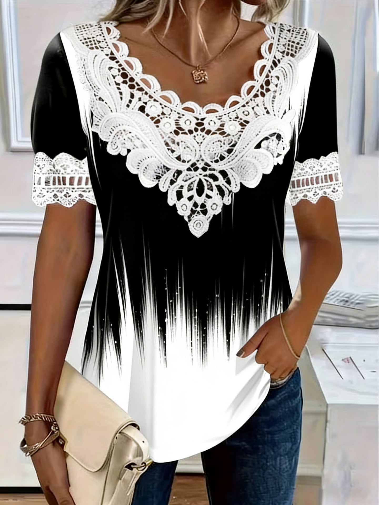 Women's Lace-Patchwork Crew-Neck Short-Sleeve T-Shirt 