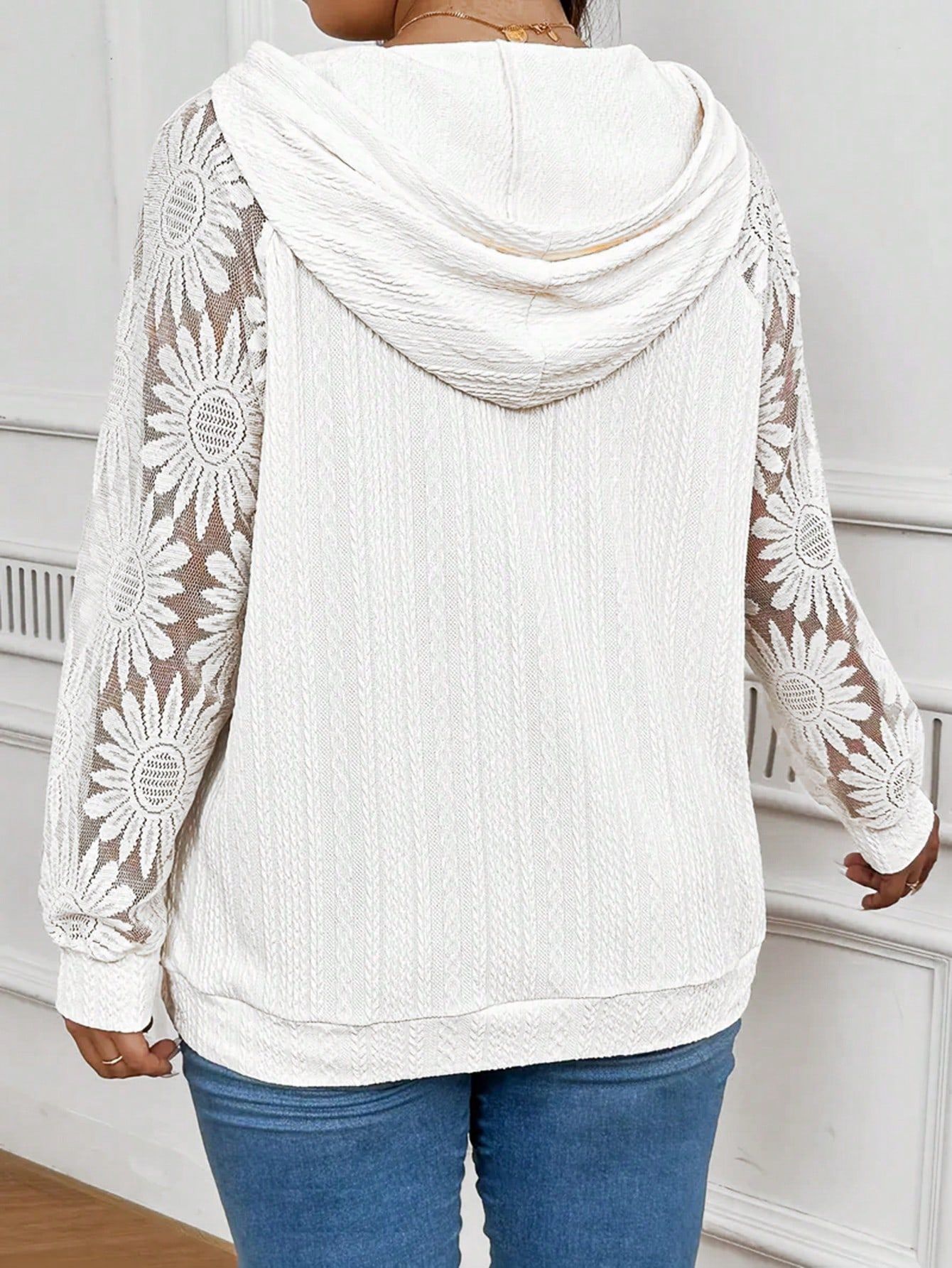 European And American-style Round-neck Hollow-out Pullover With Lace Paneling And Long Sleeves 