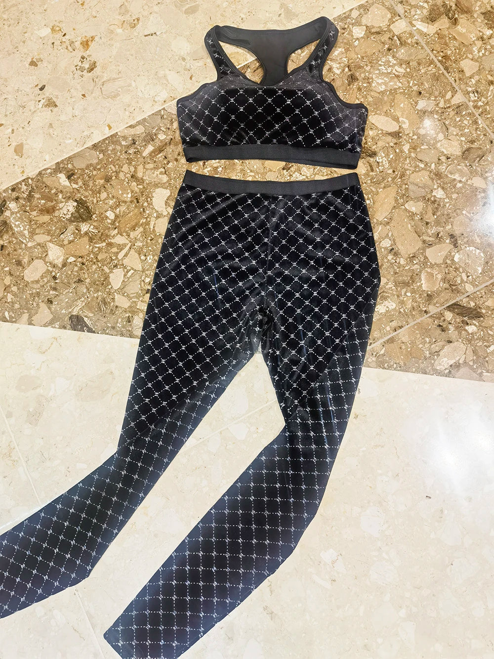 2025 New Outdoor Women Fitness Camis Black Tracksuits Breathable Letter Yoga Outfits Slim Joggings Yoga Leggings FitiqueFit