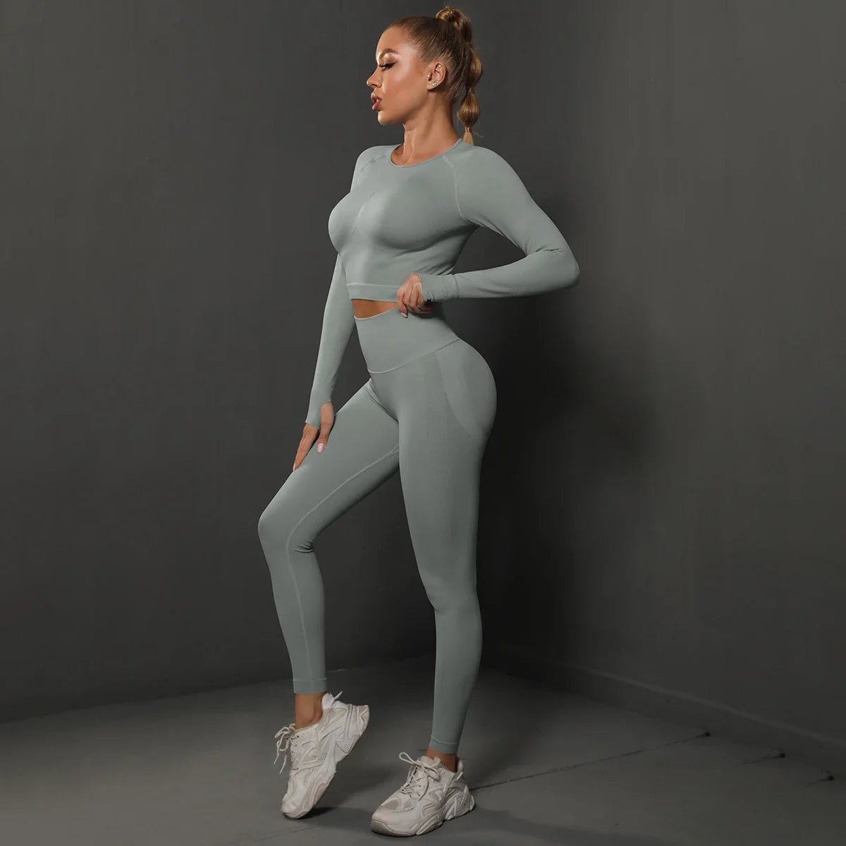 Women's Seamless Long Sleeve Yoga Top FitiqueFit