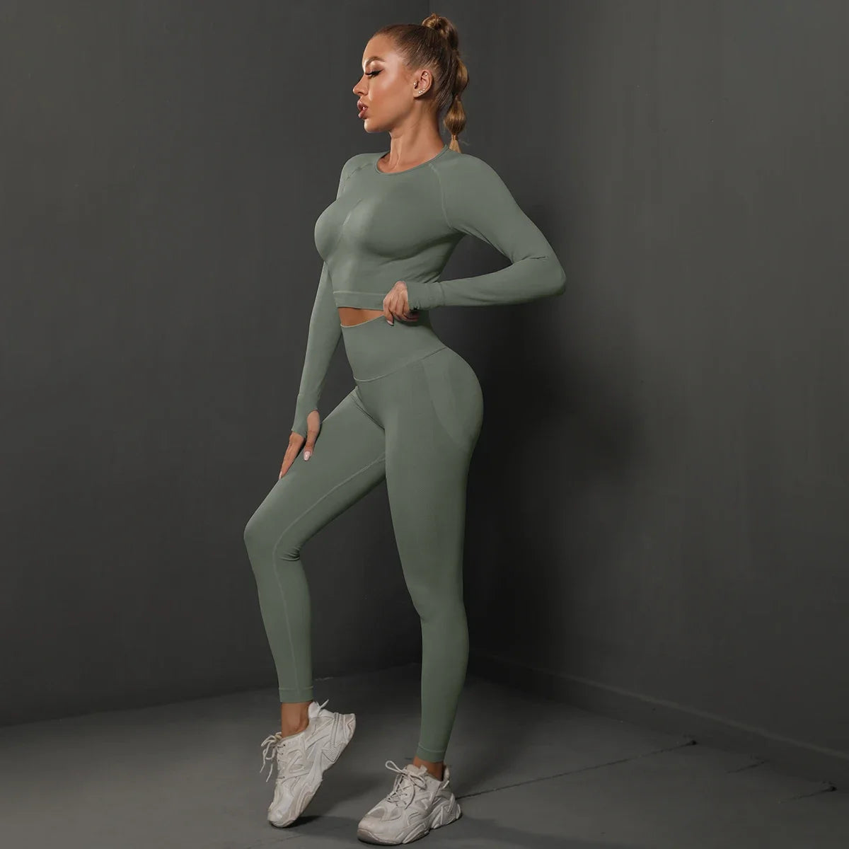 Women's Seamless Long Sleeve Yoga Top FitiqueFit