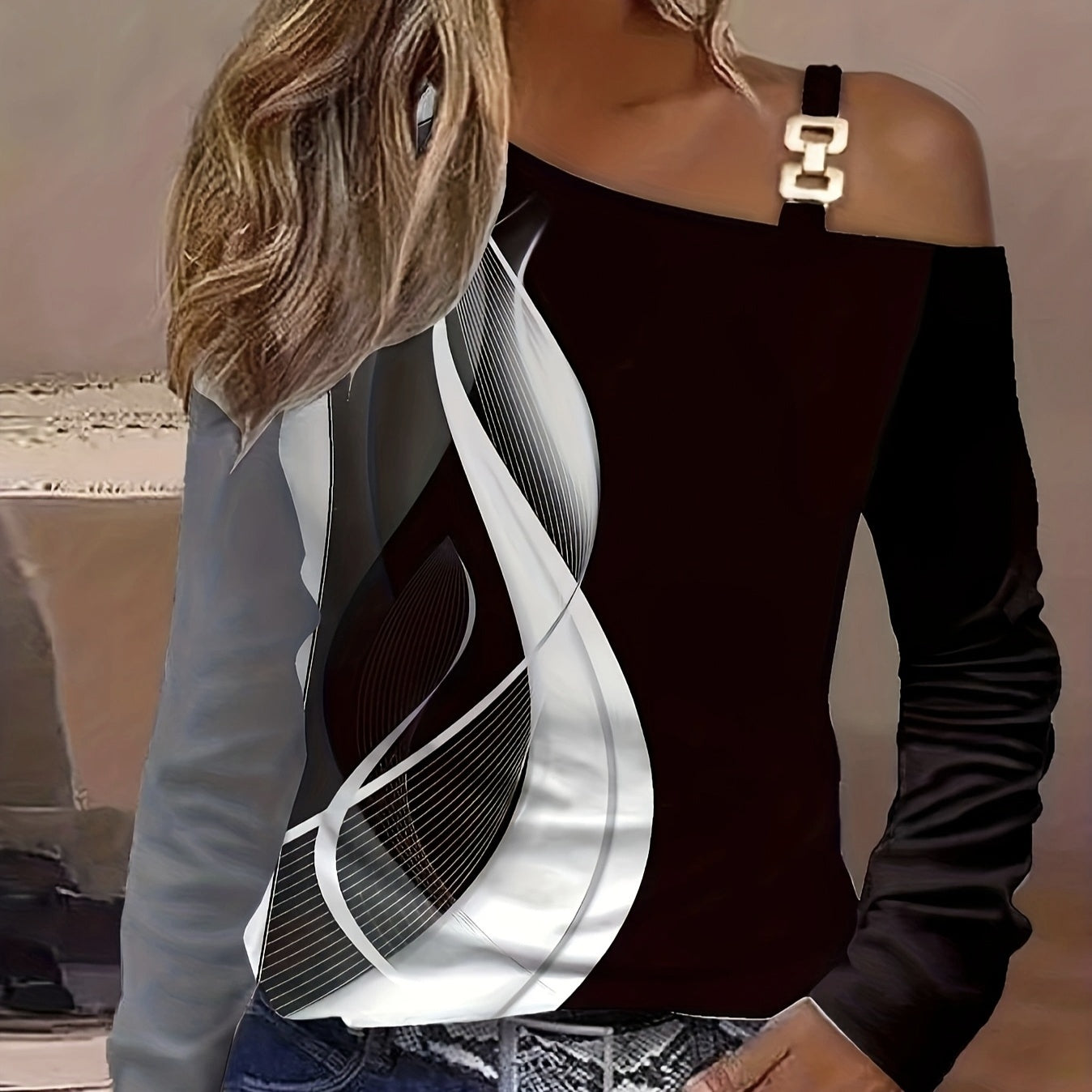 Women’s Asymmetrical Buckle Shoulder Top CJ US