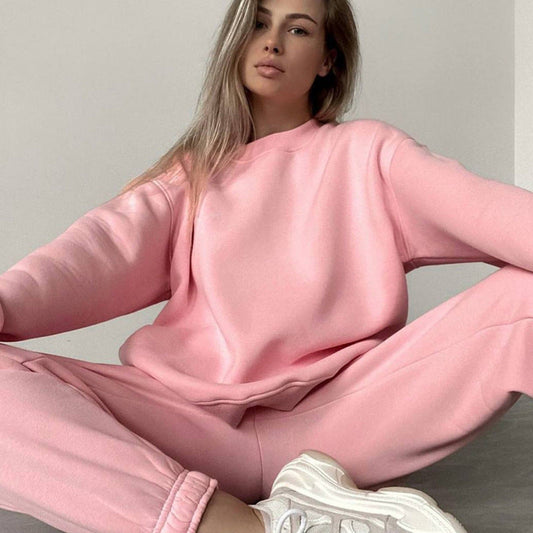 Fashionable Loose-fit Crewneck Sweatshirt With Long Sleeves And Casual Athletic Pants 