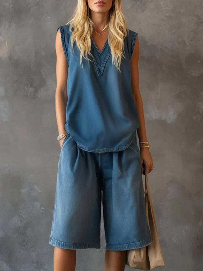 Womens V-neck Sleeveless Loose Top And Casual Wide-leg Shorts Set 