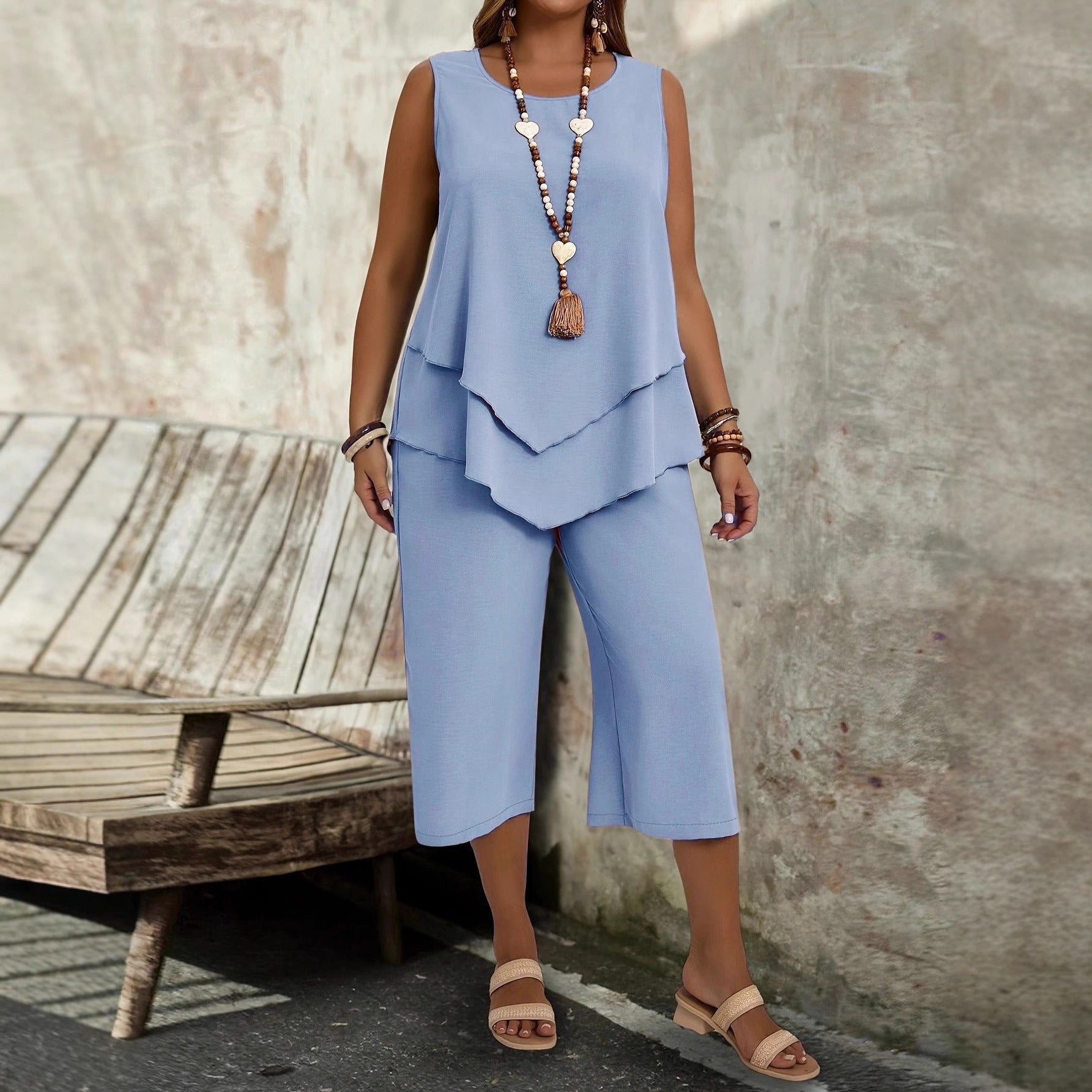Casual Solid-Colored Sleeveless Top And Cropped Pants Two-Piece Set 