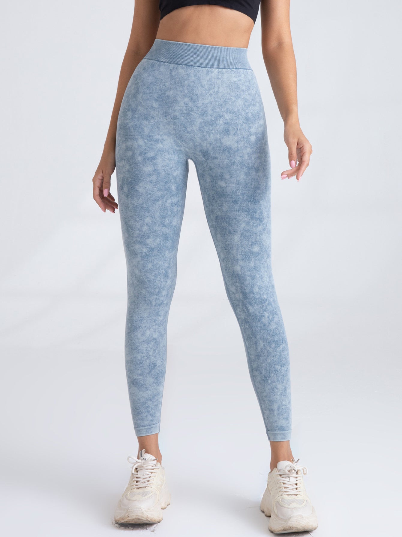 V-Back Scrunch Butt Seamless Yoga Licious Leggings FitiqueFit