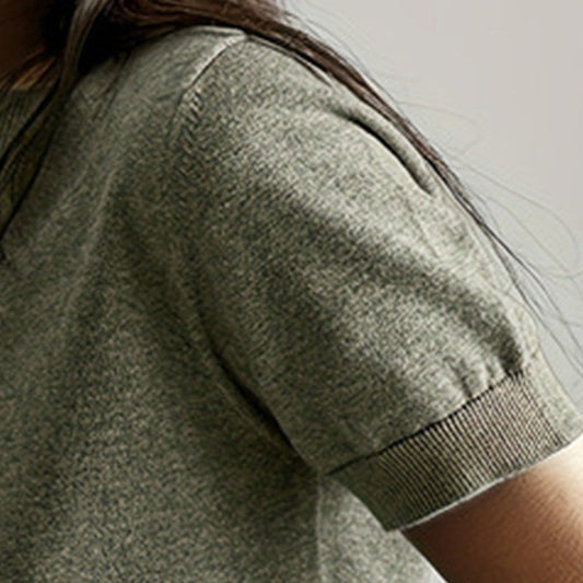 Women's Soft Stretch T-Shirt - Minimalist Everyday Top For Office & Casual Wear 
